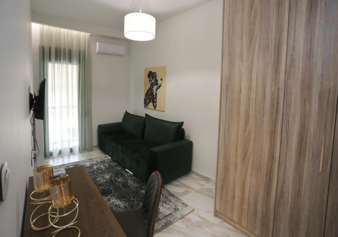 LA Larissa Luxury Apartments Peneus Extérieur photo