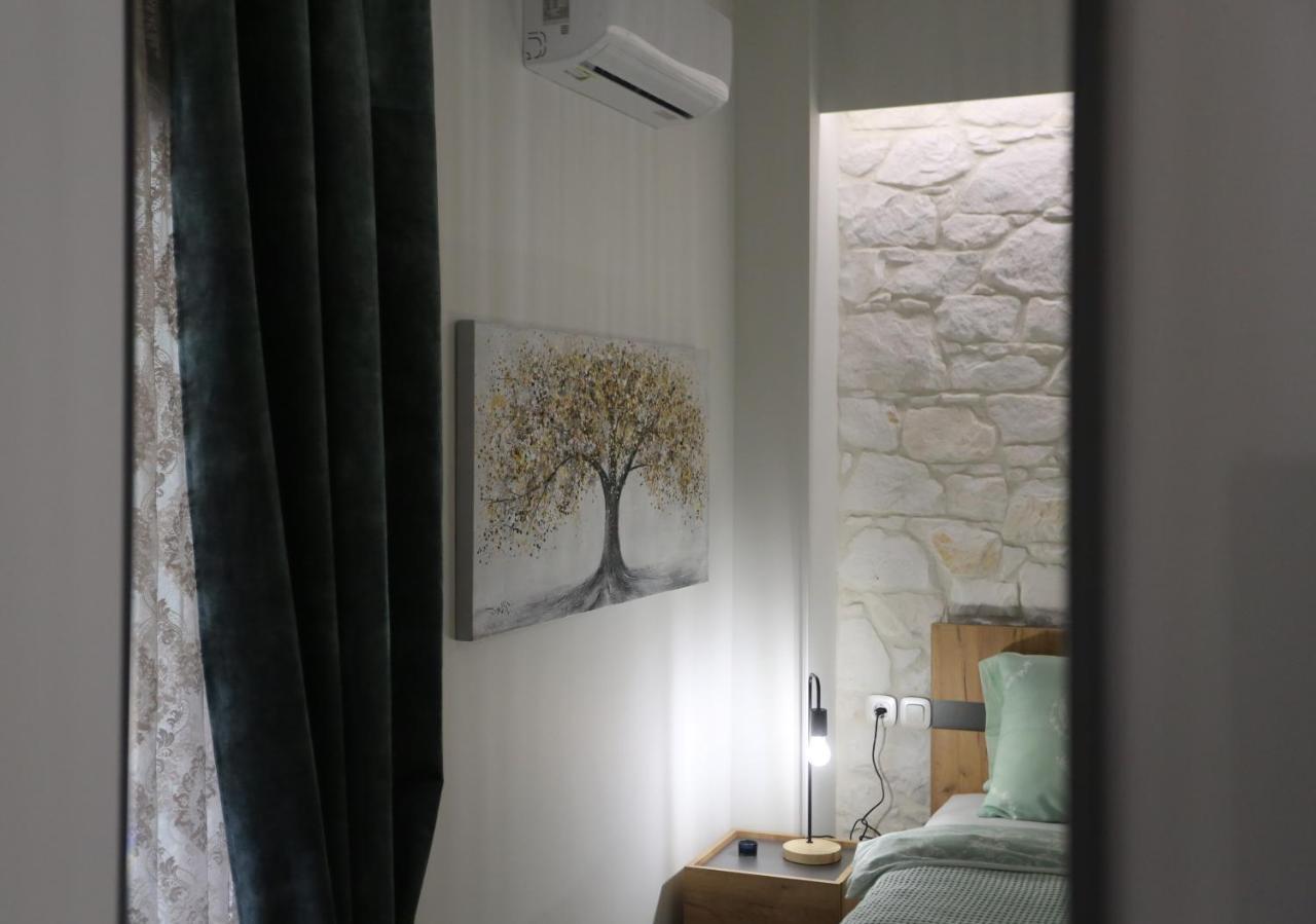 LA Larissa Luxury Apartments Peneus Extérieur photo