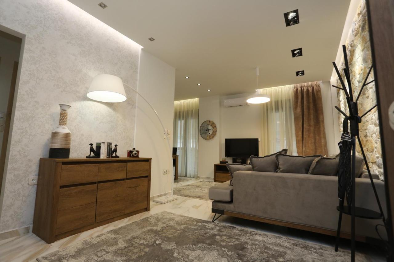 LA Larissa Luxury Apartments Peneus Extérieur photo