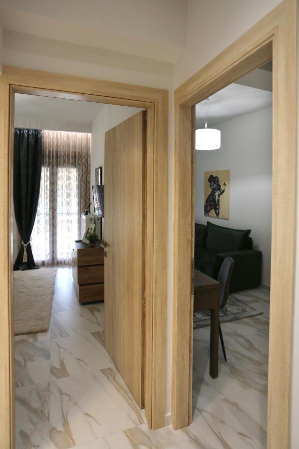 LA Larissa Luxury Apartments Peneus Extérieur photo